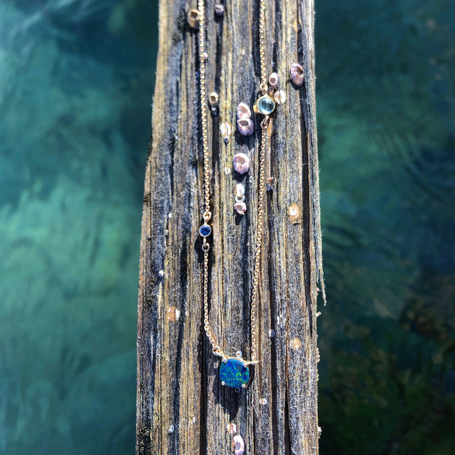 Chain Necklace With Gemstone Water Droplets