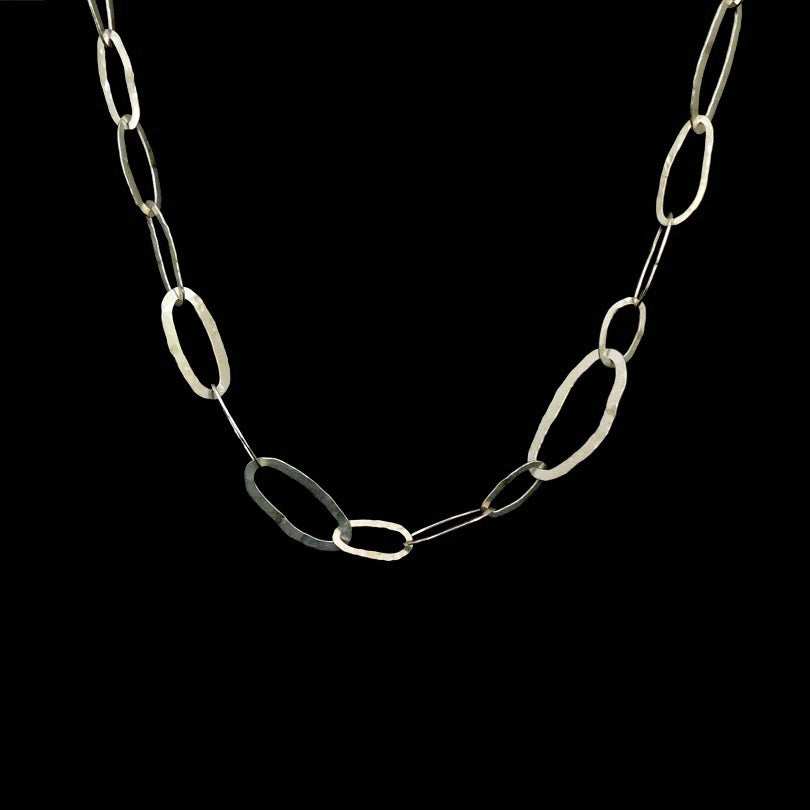 Hammered Oval Chain Link Necklace